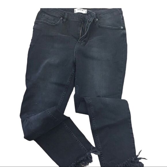 #100 WE THE FREE Fringe Hem Stretch Jeans - Picture 2 of 6